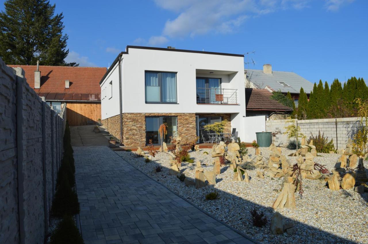 Apartmany Olsovska Bzenec Buitenkant foto